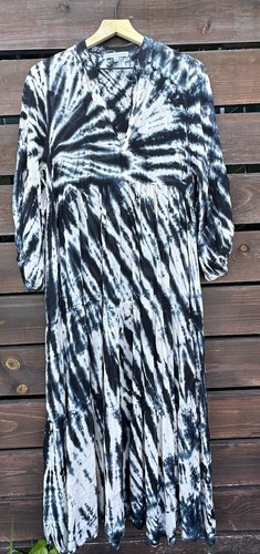 Maxi abito donna giovane